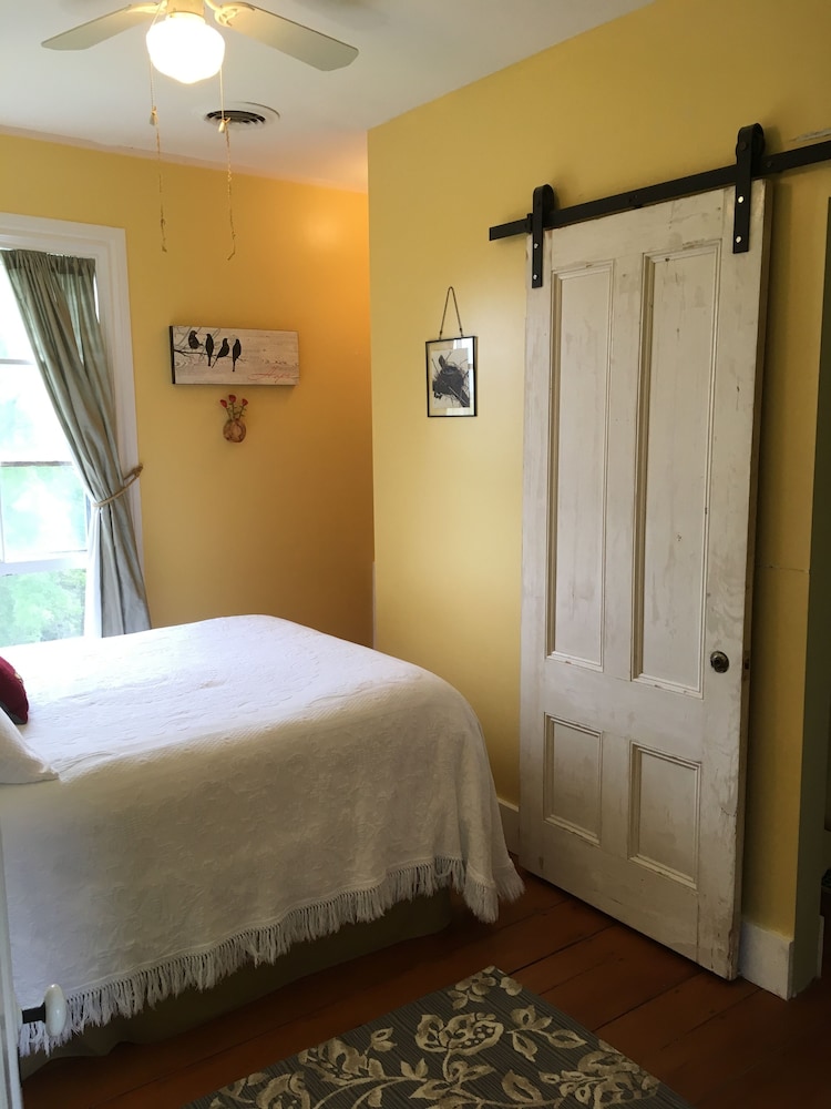 The Nightfall Inn - photo 21