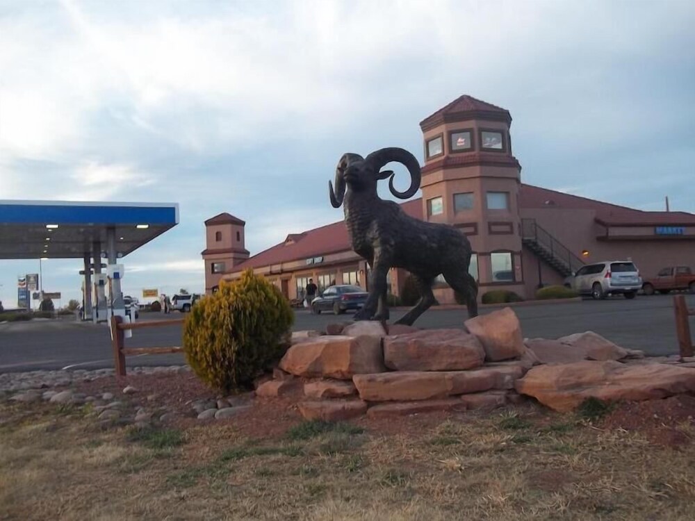 Grand Canyon Inn - photo 3