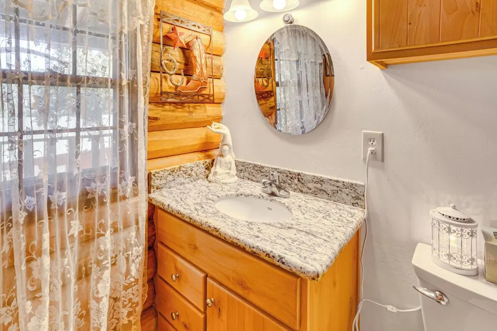 Pine Mountain Club Log Cabin w Resort Amenities - photo 8