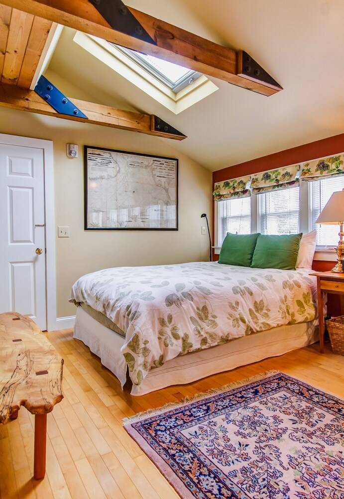 Chatham Guest Rooms - photo 12