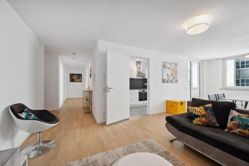 Exquis 4Br Design Apart Haus I 2 Parken I Balkon — 4-Star Luxury Hotel in Boeblingen, Germany