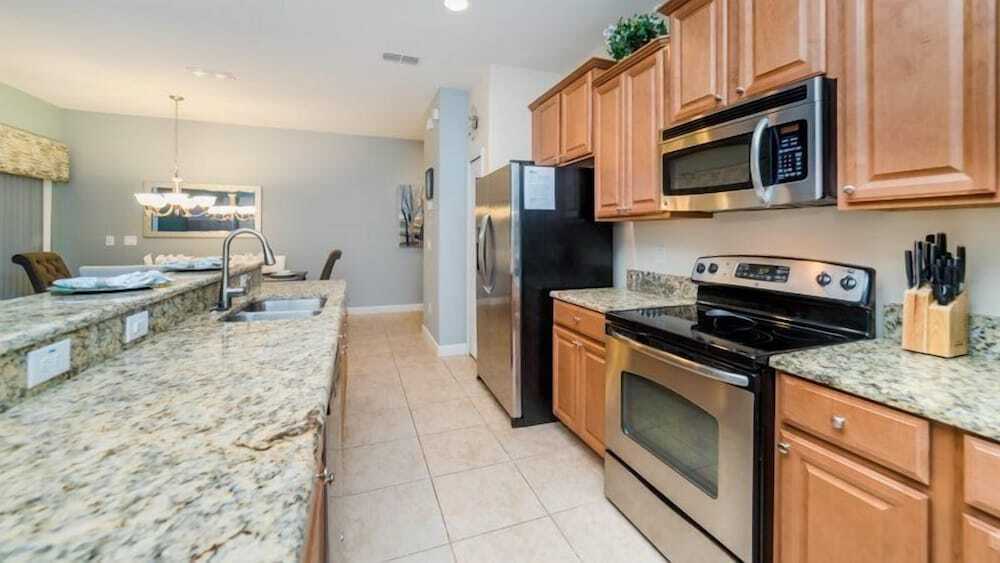 Beautiful 4 Bedroom Town House In The Fantastic Paradise Palms Resort Kissimmee - featured photo