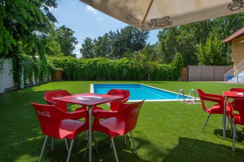 Hullam Rooms Siofok — 4-Star Luxury Hotel in Siofok, Hungary