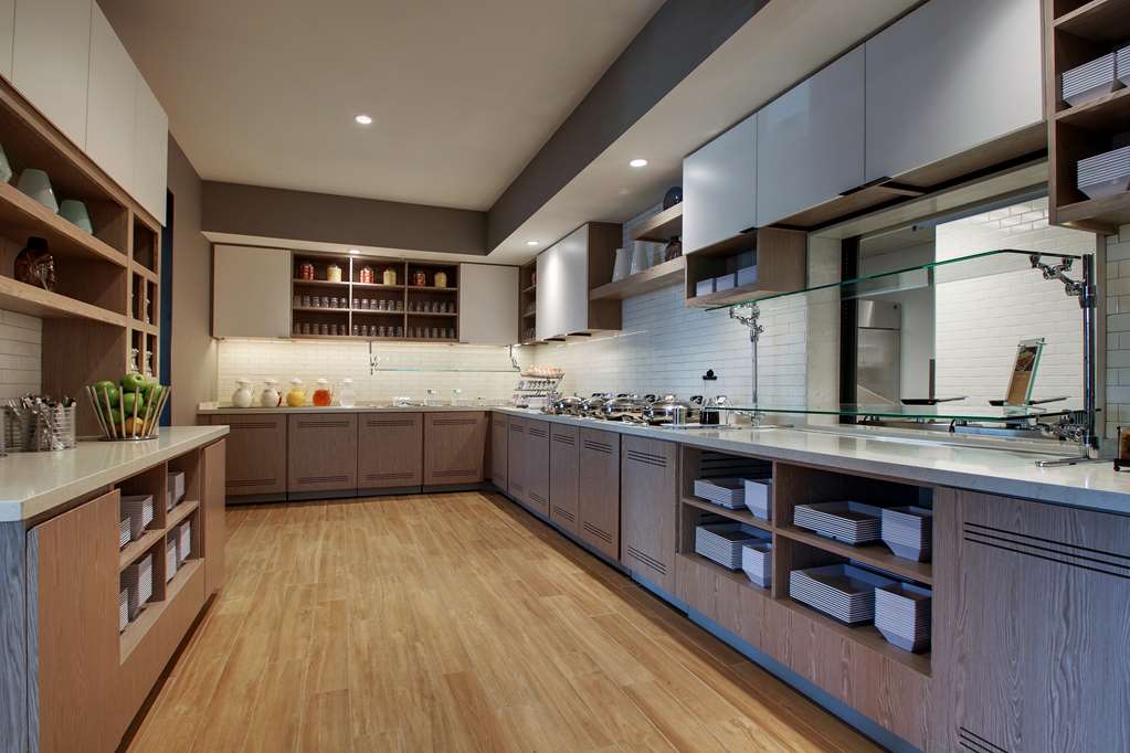 Hyatt House Chicago Oak Brook - photo 51