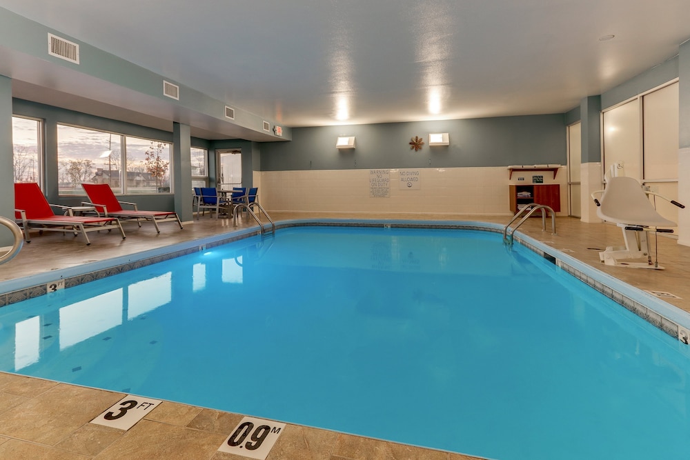 Holiday Inn Express Cincinnati North Monroe by IHG - photo 23