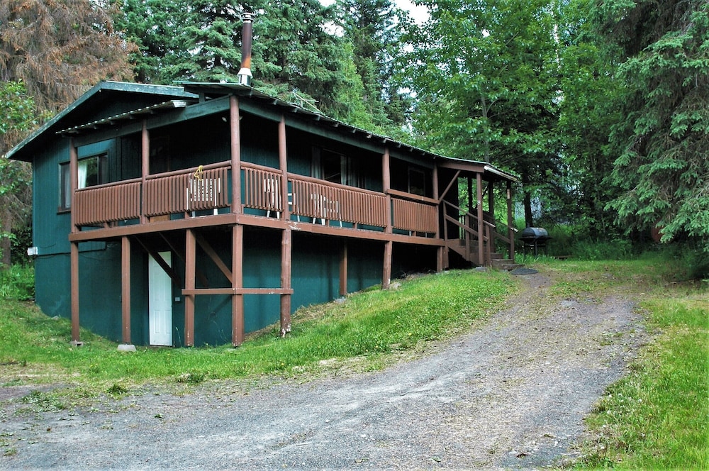 Gwin's Lodge & Roadhouse Est. 1952 - photo 38