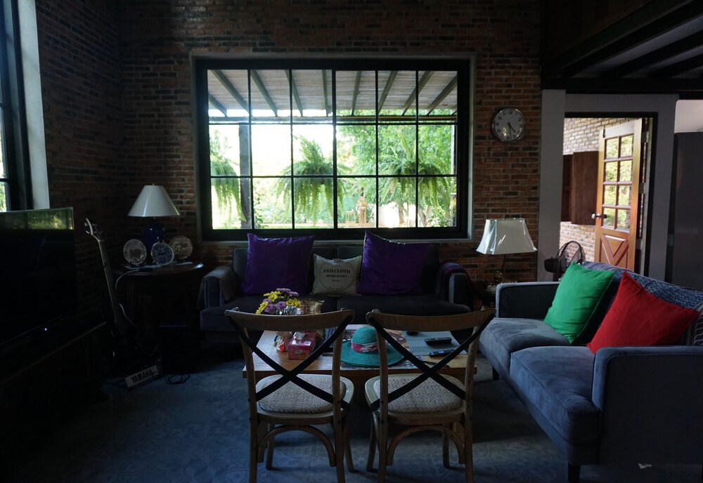 Gumbie House — Fang — photo 5