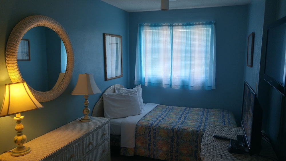 Daytona Inn Beach Resort - photo 33