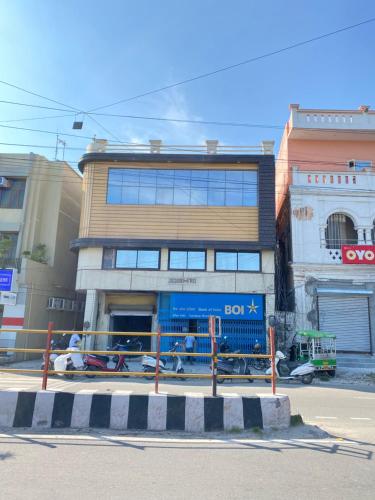 Hotel Shiwalik Grand — Haridwar
