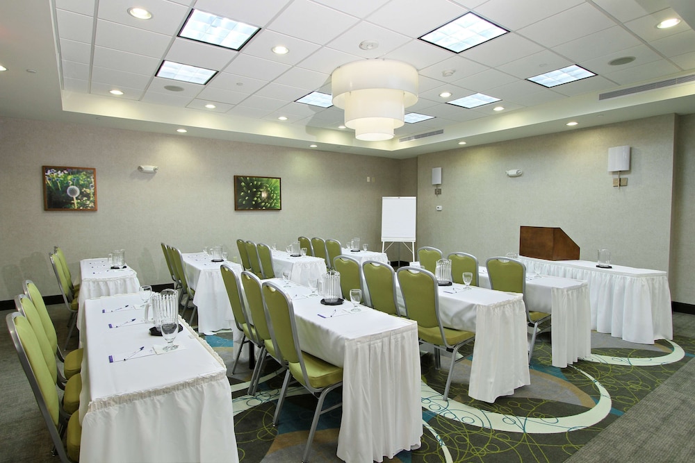 Hilton Garden Inn Covington - photo 42