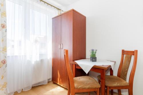 Krab 2 - carbon neutral hotel in Rewal