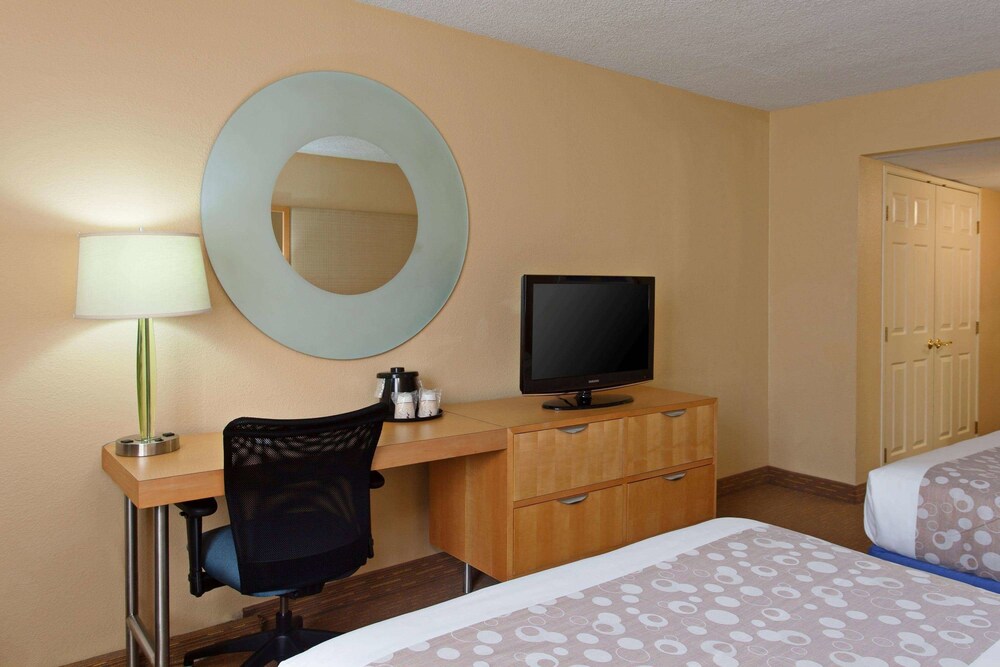 Hilton Garden Inn LAX Los Angeles Airport - photo 5