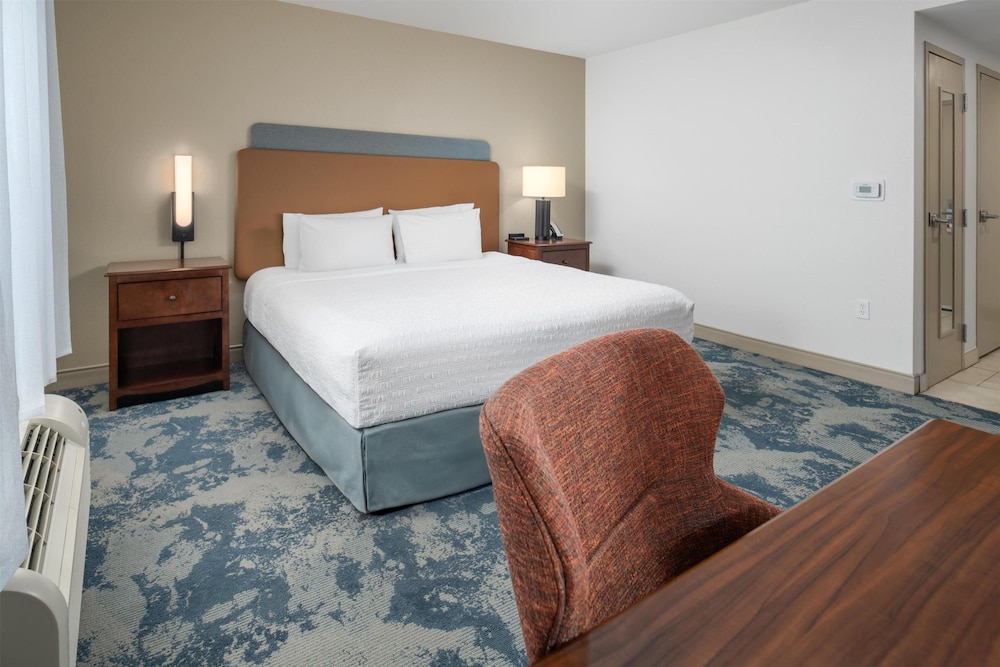 Hampton Inn Kimball - photo 11