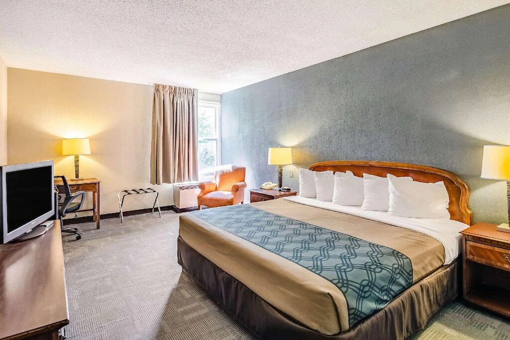 Radford Inn - photo 8