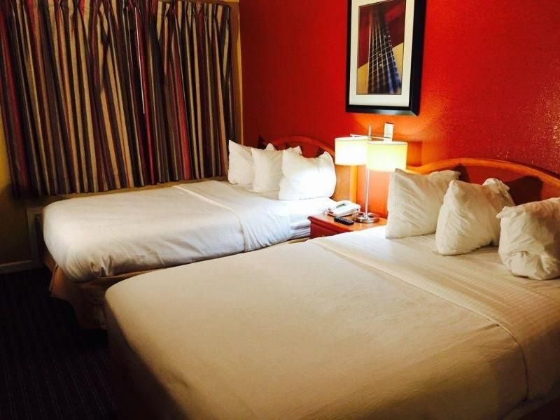 Vista Inn & Suites Memphis - photo 18
