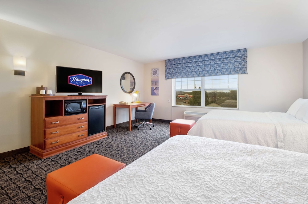 Hampton Inn & Suites Rockland - photo 14
