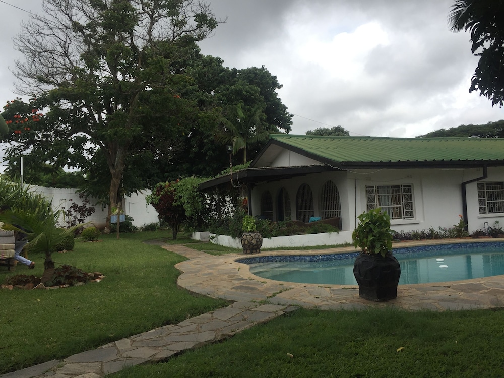John's Place - carbon neutral hotel in Lusaka