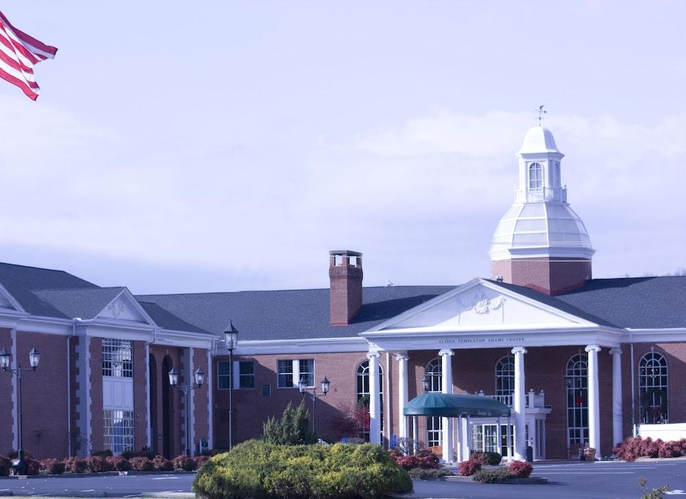 Cumberland Inn & Museum - photo 2