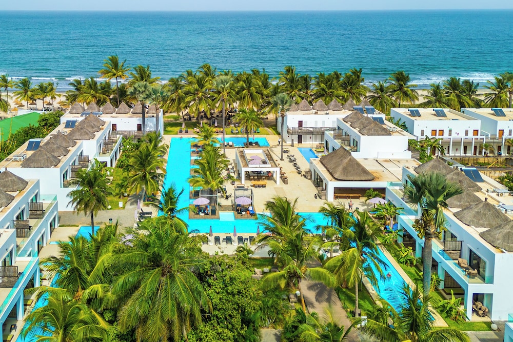 Kalimba Beach Resort - carbon neutral hotel in Serekunda