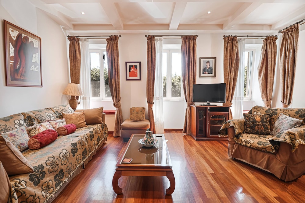 The Writer's House Liston Corfu — 4-Star Luxury Hotel in Corfu, Greece