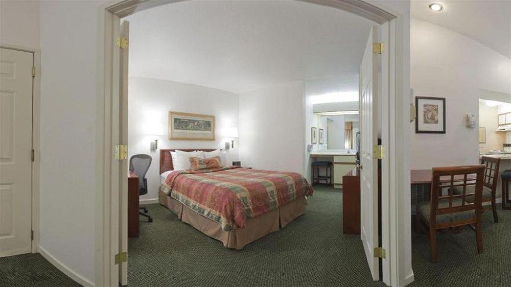 Sonesta ES Suites San Jose Airport - photo 2