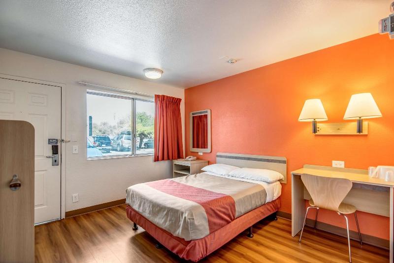 Motel 6 Tracy CA - photo 5