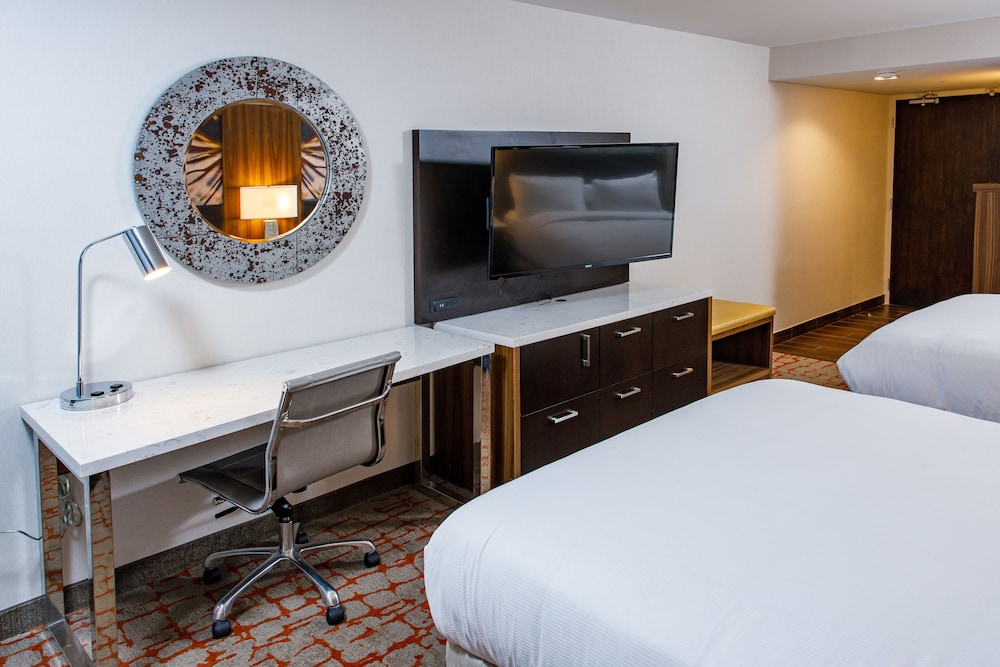 DoubleTree by Hilton Appleton - photo 11