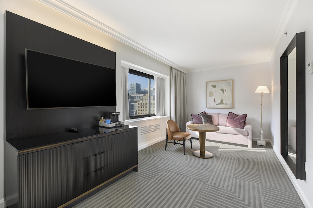 Capital Hilton - photo 78