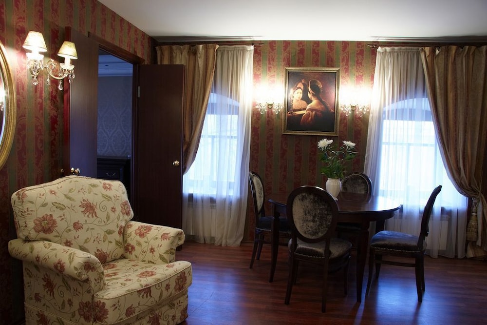 Boutique Apartments Pokrovka 9A — 4-Star Luxury Hotel in Nizhniy Novgorod, Russia