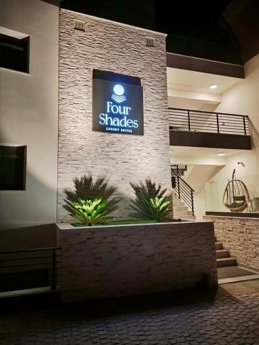 Four Shades Luxury Suites — Sarti — photo 3
