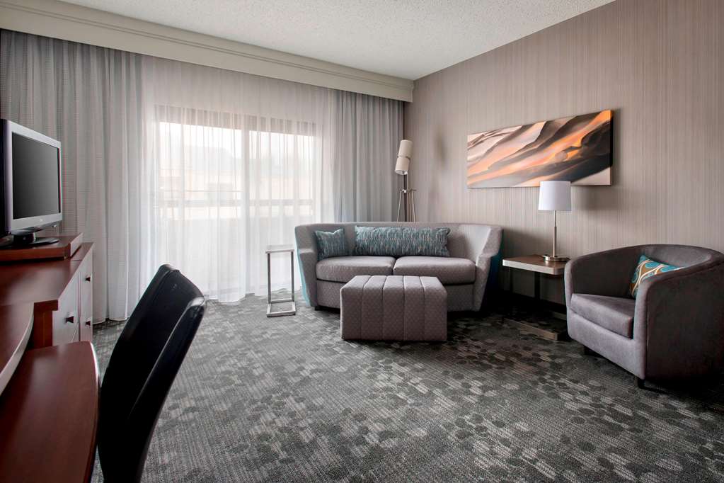 Sonesta Select Whippany Hanover - photo 12