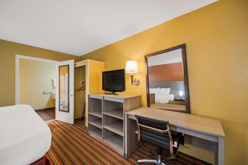 SureStay Hotel by Best Western Mt Pleasant - photo 27