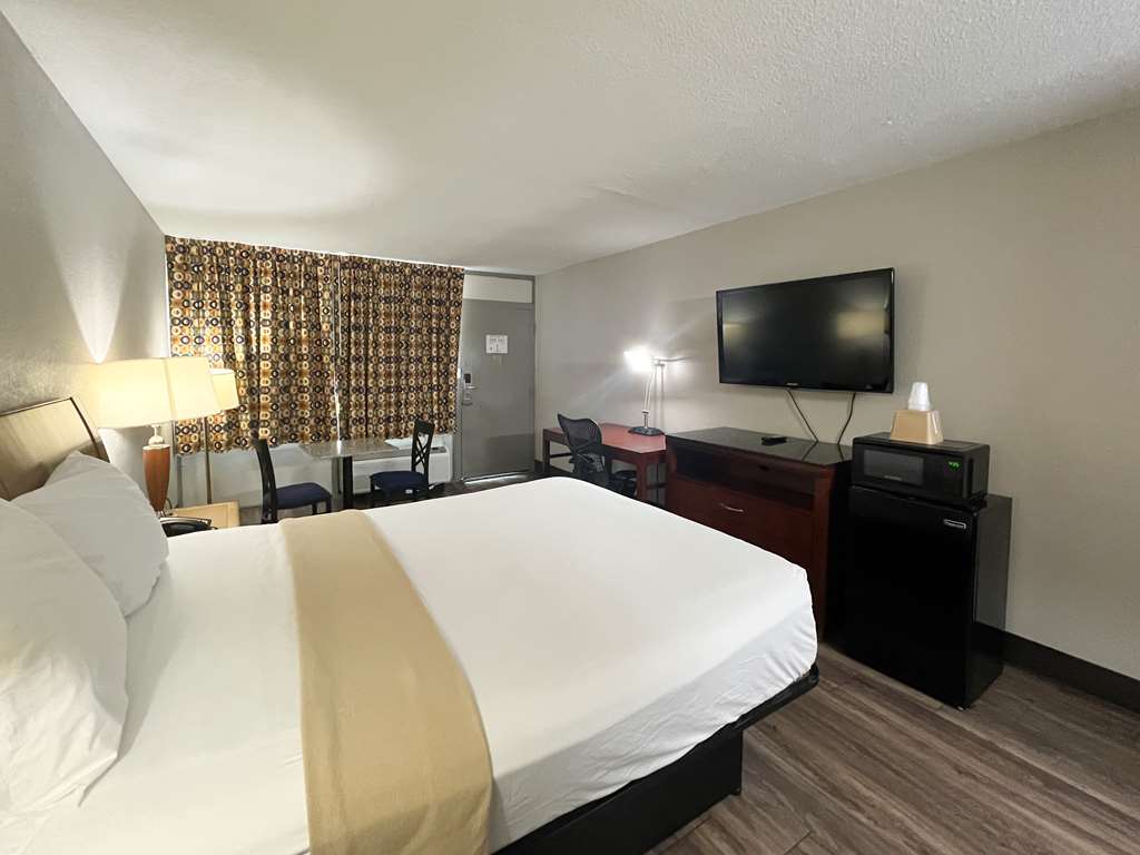 Motel 6 Raleigh NC Downtown South - photo 12