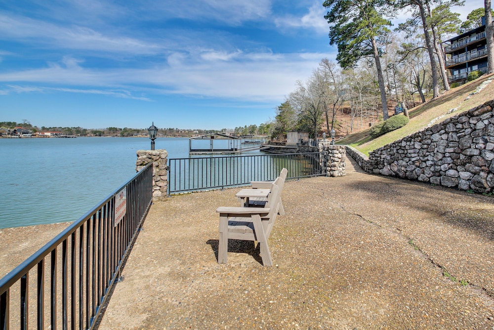 5 Mi to Casino: Waterfront Condo in Hot Springs - photo 26