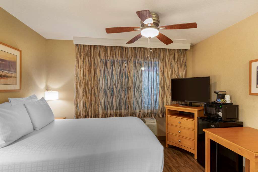 Best Western Plus Ocean View Resort - photo 35