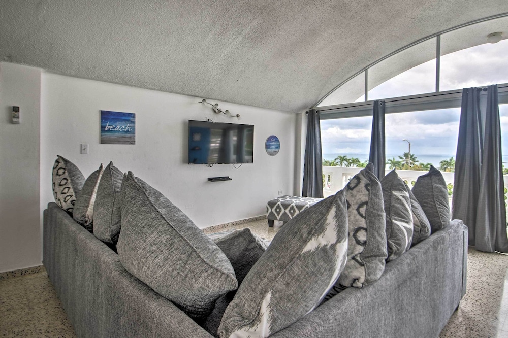 Peaceful Puerto Rico Paradise with Views and Balcony in Fajardo, Puerto Rico