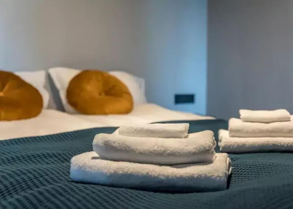 Modern Apartment With Hot Tub in Akureyri — 4-Star Luxury Hotel in Akureyri, Iceland