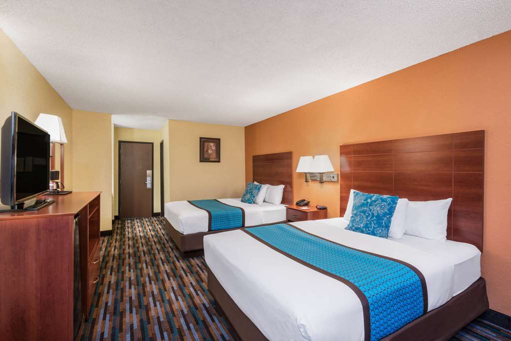 Days Inn by Wyndham Tucumcari - photo 7