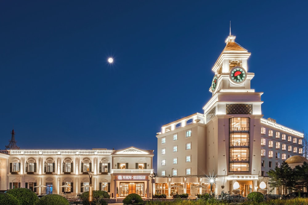 Yue Lianghe Pure Jade Hotel Beijing — 4-Star Luxury Hotel in Beijing, People's Republic of China
