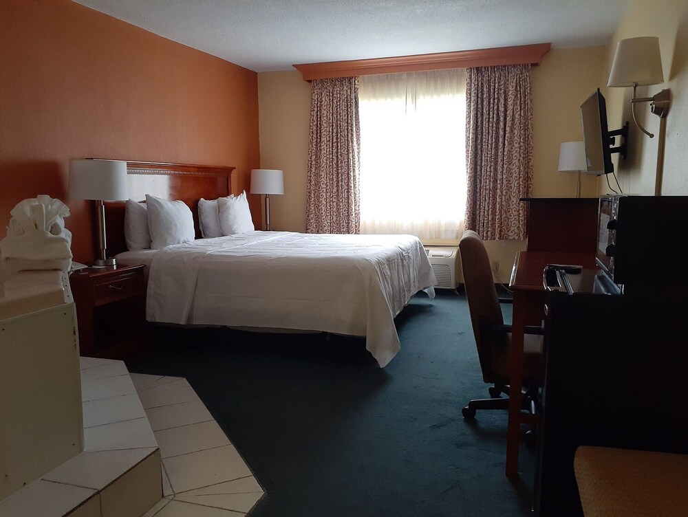 Hotel Columbus OH North I 71 - photo 12
