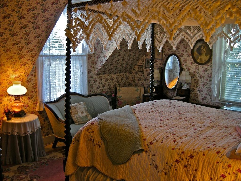 Old Tower House Bed & Breakfast - photo 3