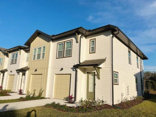 Casa Guaria Morada Orlando — 4-Star Luxury Hotel in Davenport, United States