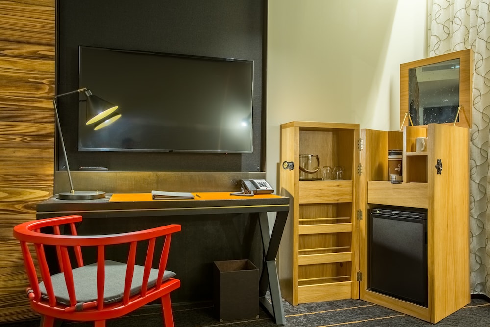The George by Valencia Hotel Collection - photo 23