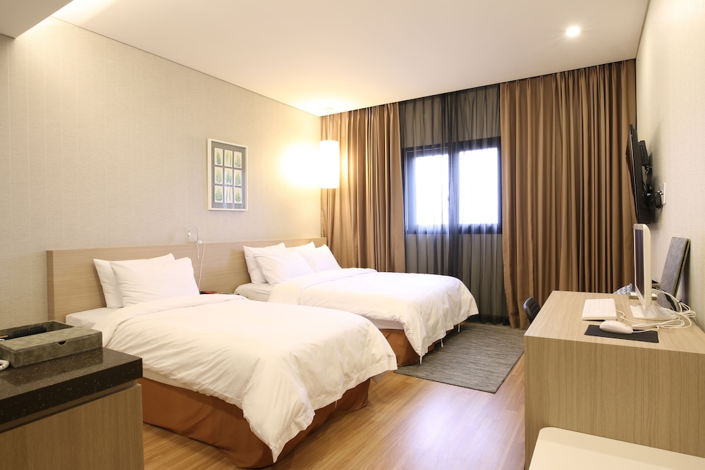 Hotel Clover — Ansan-Si — photo 5