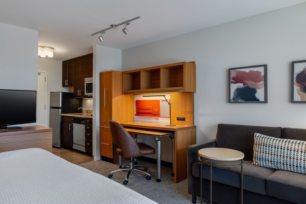 TownePlace Suites Albuquerque North - photo 6
