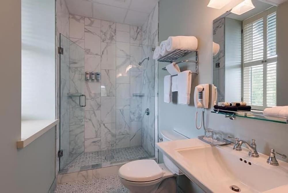 Nicollet Island Inn - photo 17