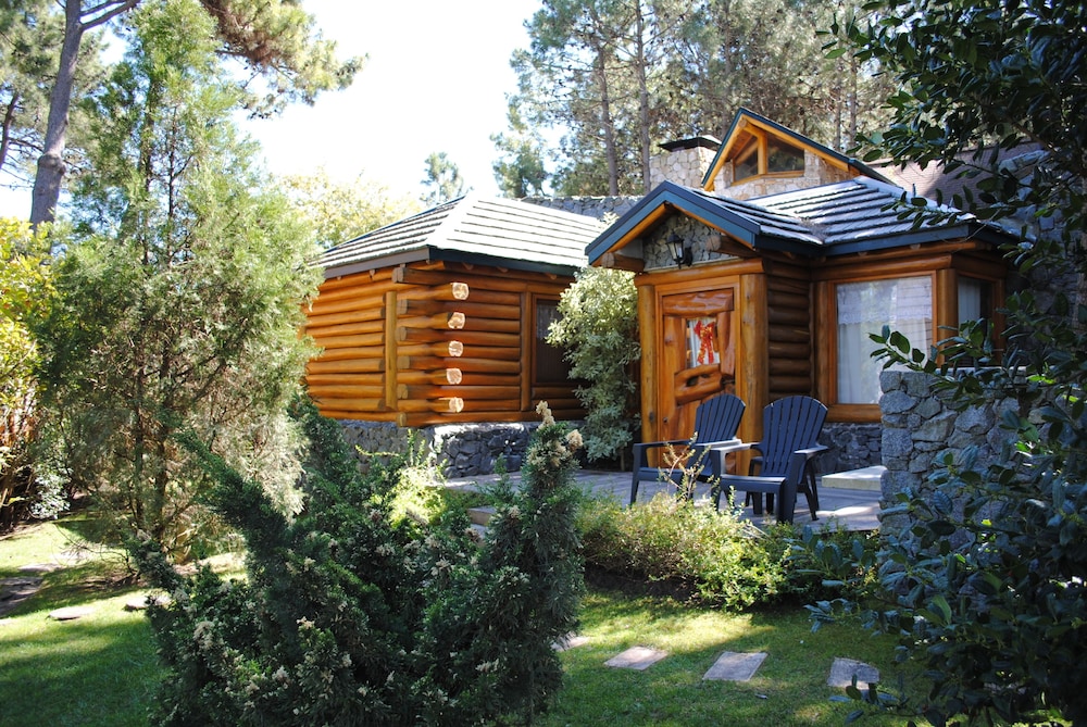 Cabañas Mapuche — 4-Star Luxury Hotel in Villa Gesell, Argentina
