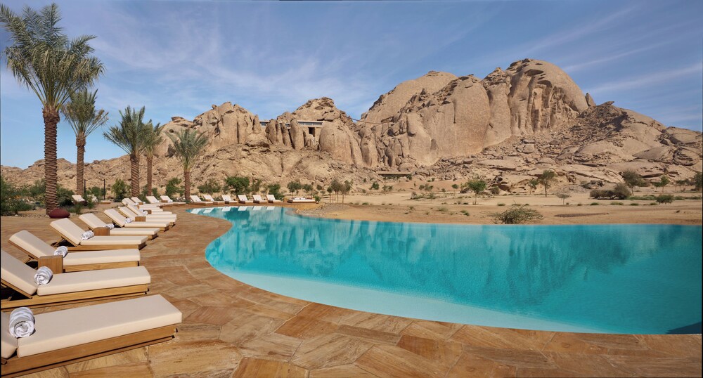 Desert Rock Resort — 5-Star Luxury Hotel in Umluj, Saudi Arabia