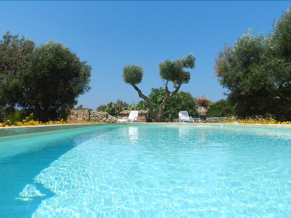 Macchia Salentina — hotel in Taviano