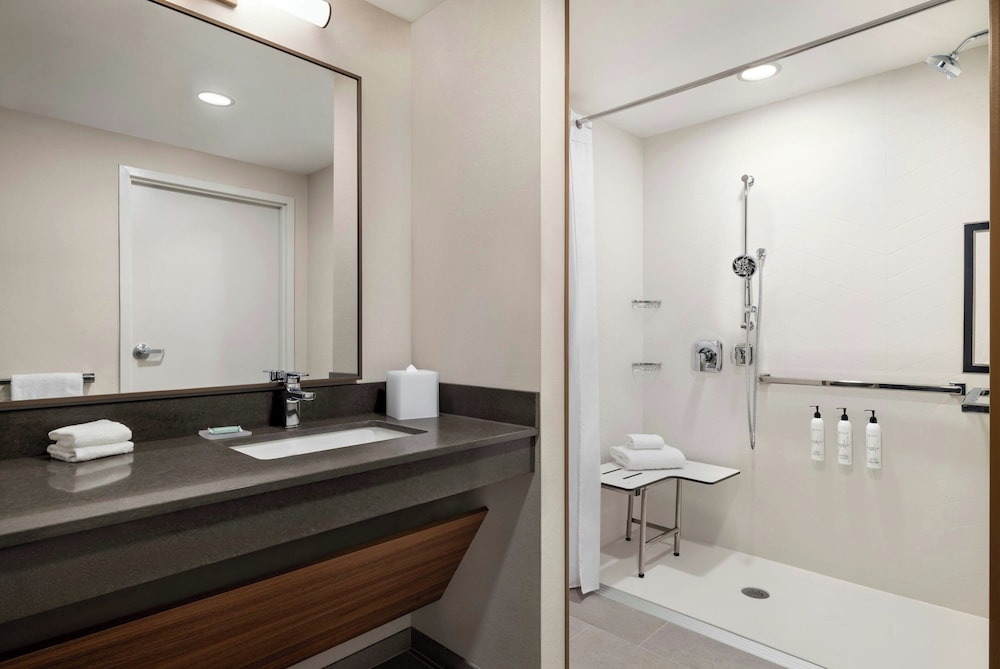 Fairfield by Marriott Inn & Suites Bethlehem PA - photo 25